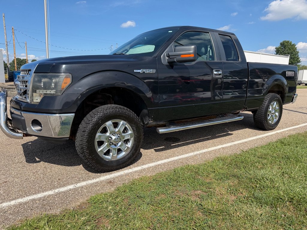 Used 2013 Ford F150 XLT w/ Luxury Equipment Group AWD/4WD image 3