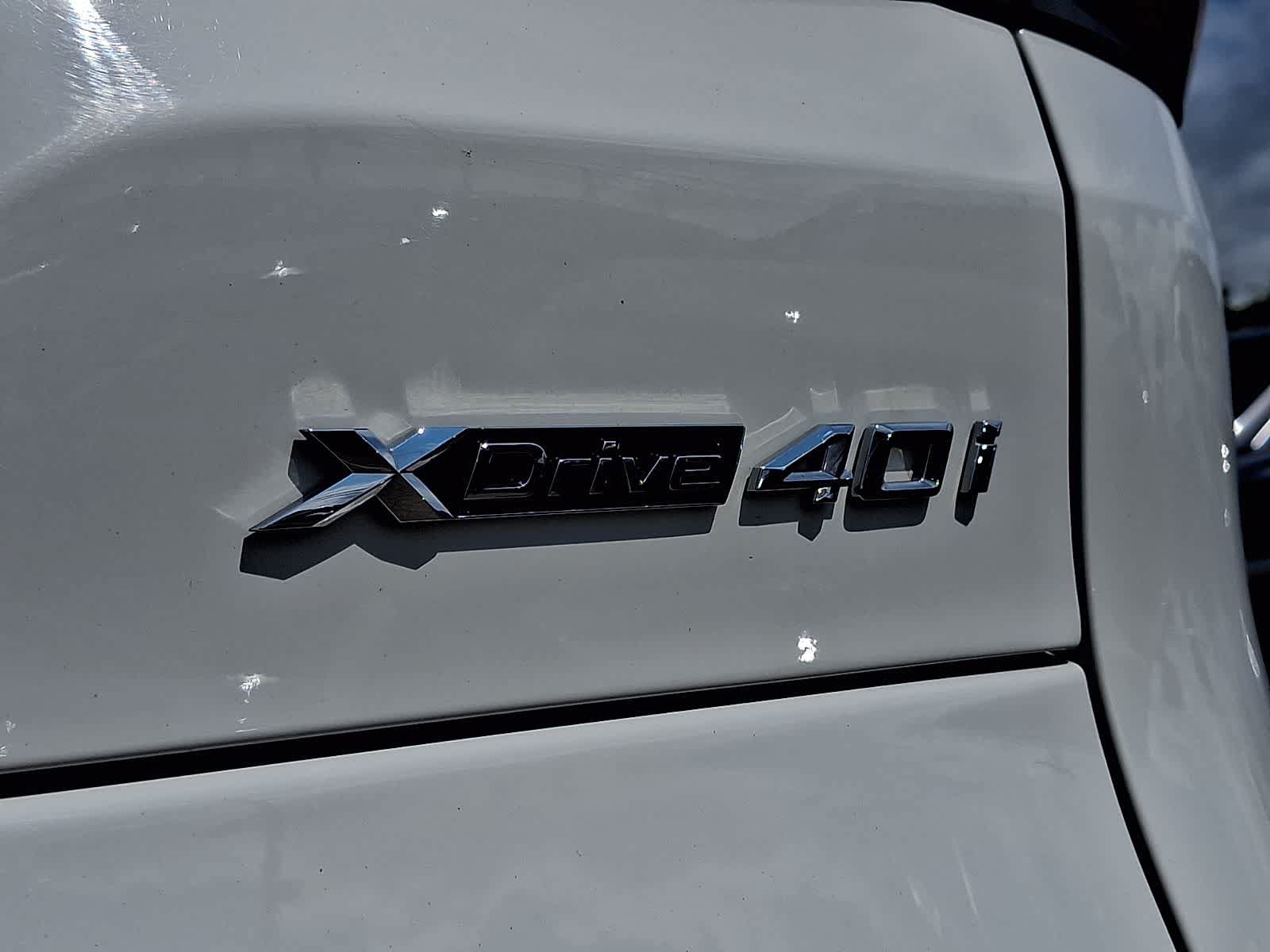 Used 2024 BMW X5 xDrive40i w/ M Sport Package AWD/4WD image 36