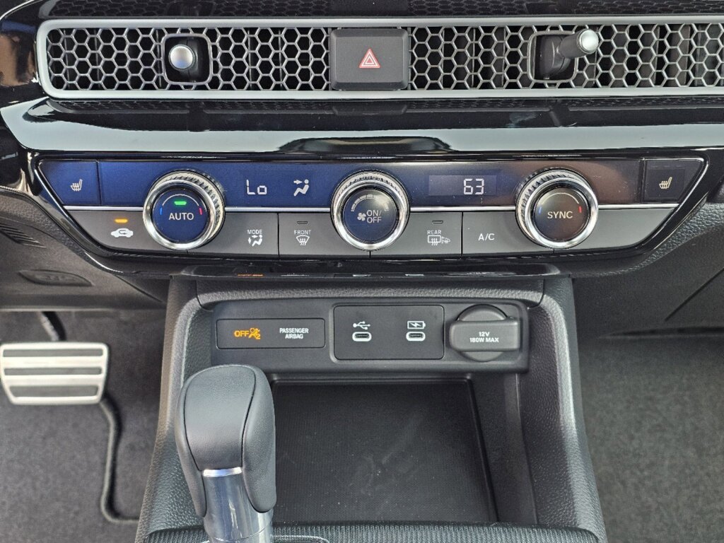 Used 2025 Honda Civic Sport image 16