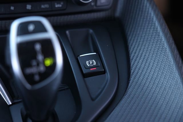 Used 2019 BMW i8 Coupe image 44