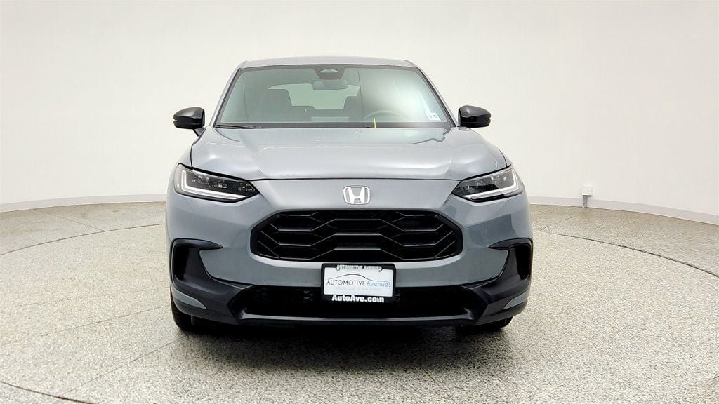 Used 2024 Honda HR-V Sport image 2