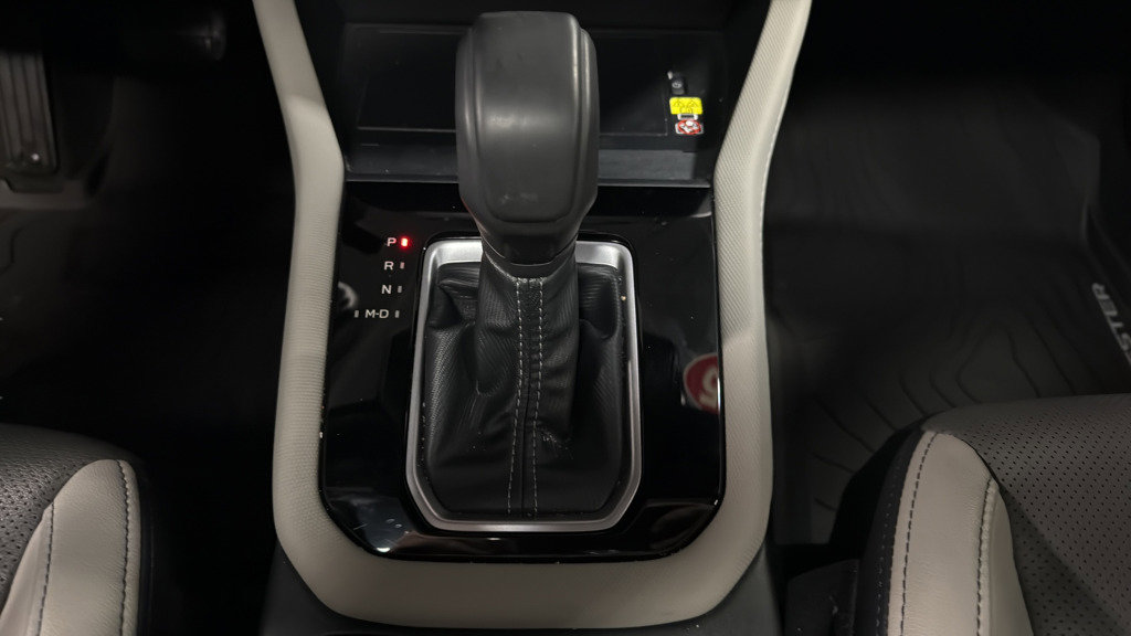 Certified 2025 Subaru Forester Limited w/ Popular Package #2 image 34