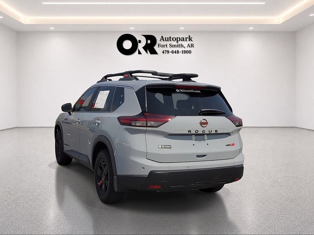 Used 2026 Nissan Rogue SV w/ Rock Creek Premium Package AWD/4WD image 4