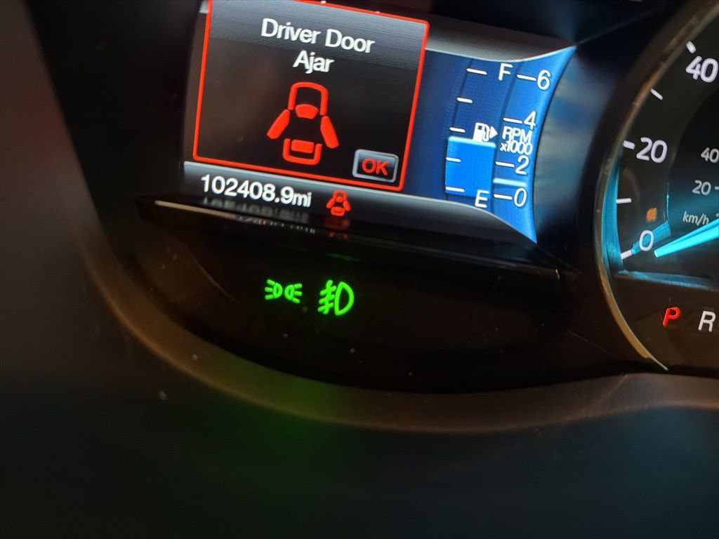 Used 2017 Ford Explorer Sport w/ Equipment Group 401A AWD/4WD image 3