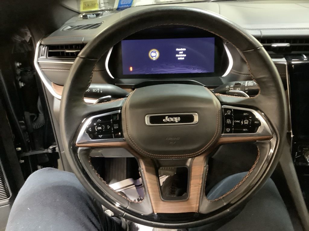 Used 2022 Jeep Grand Cherokee Summit w/ Adv Protech Group IV image 27