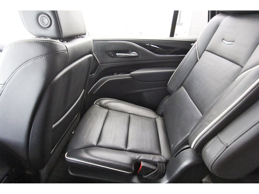 Certified 2024 Cadillac Escalade Sport image 12