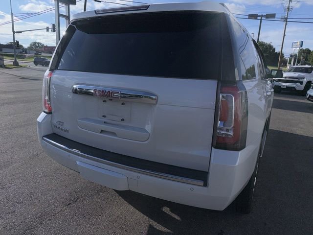 Used 2016 GMC Yukon Denali w/ Open Road Package AWD/4WD image 13