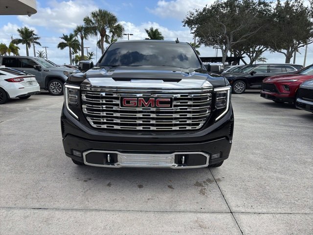 Used 2025 GMC Sierra 1500 Denali w/ Denali Reserve Package image 9