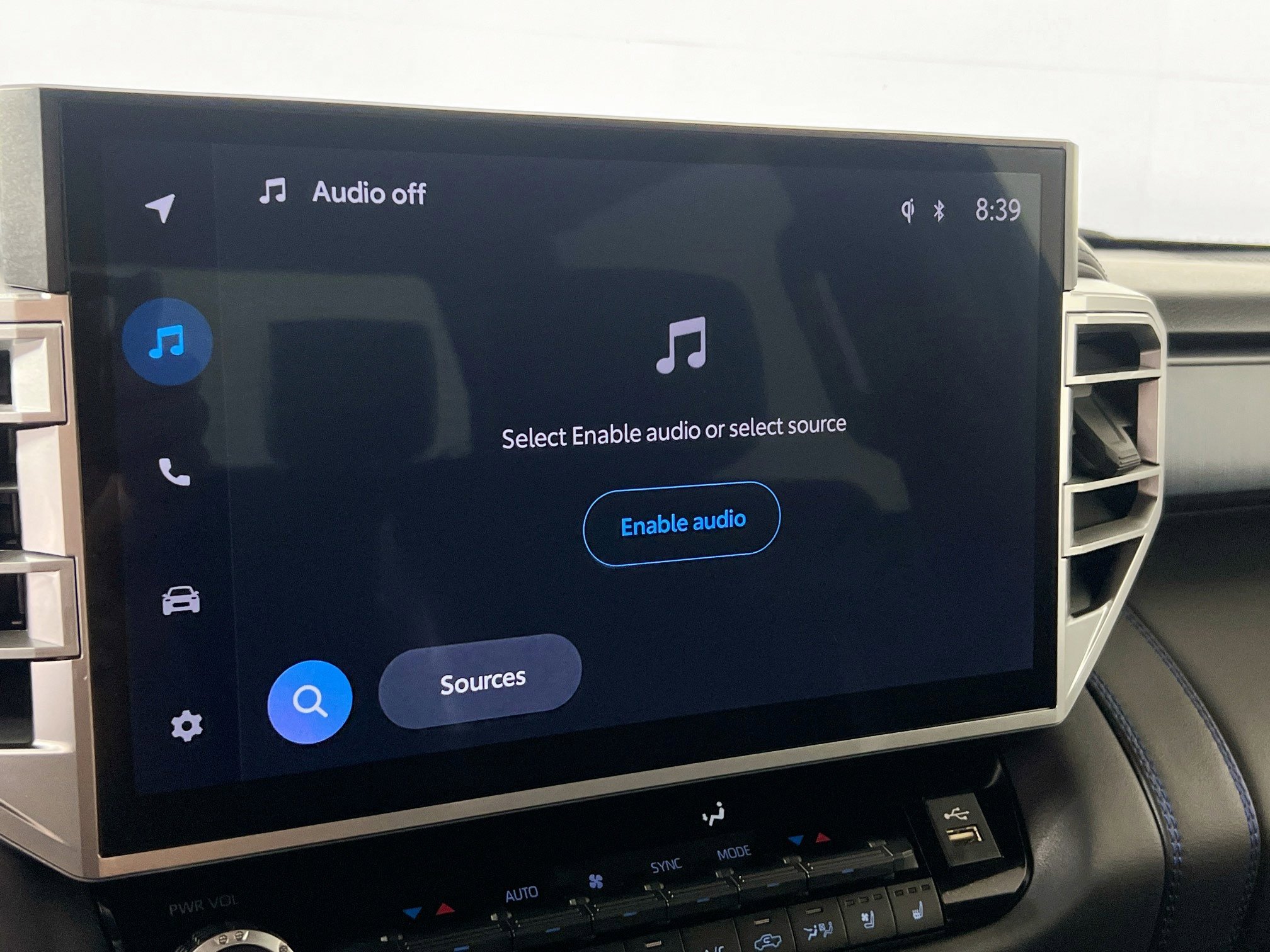 Used 2024 Toyota Tundra Platinum image 28