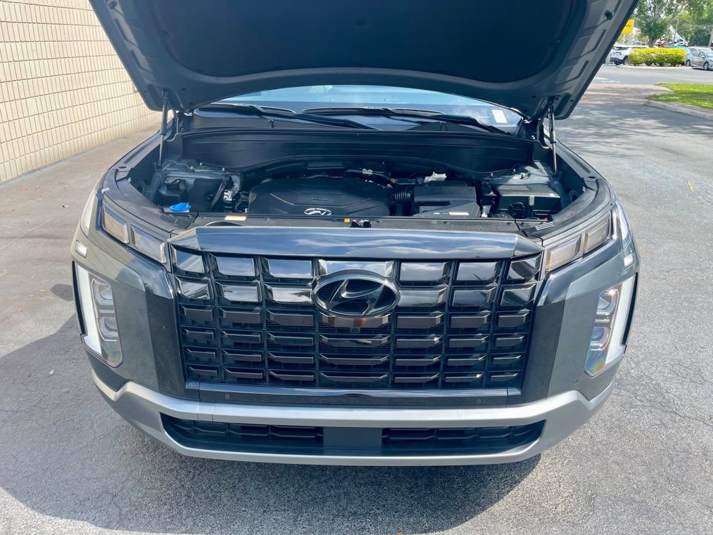 Used 2024 Hyundai Palisade SEL w/ Premium Package FWD image 17