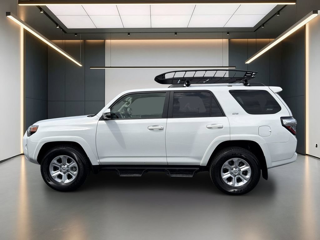 Used 2023 Toyota 4Runner SR5 Premium w/ Moonroof Package RWD image 2