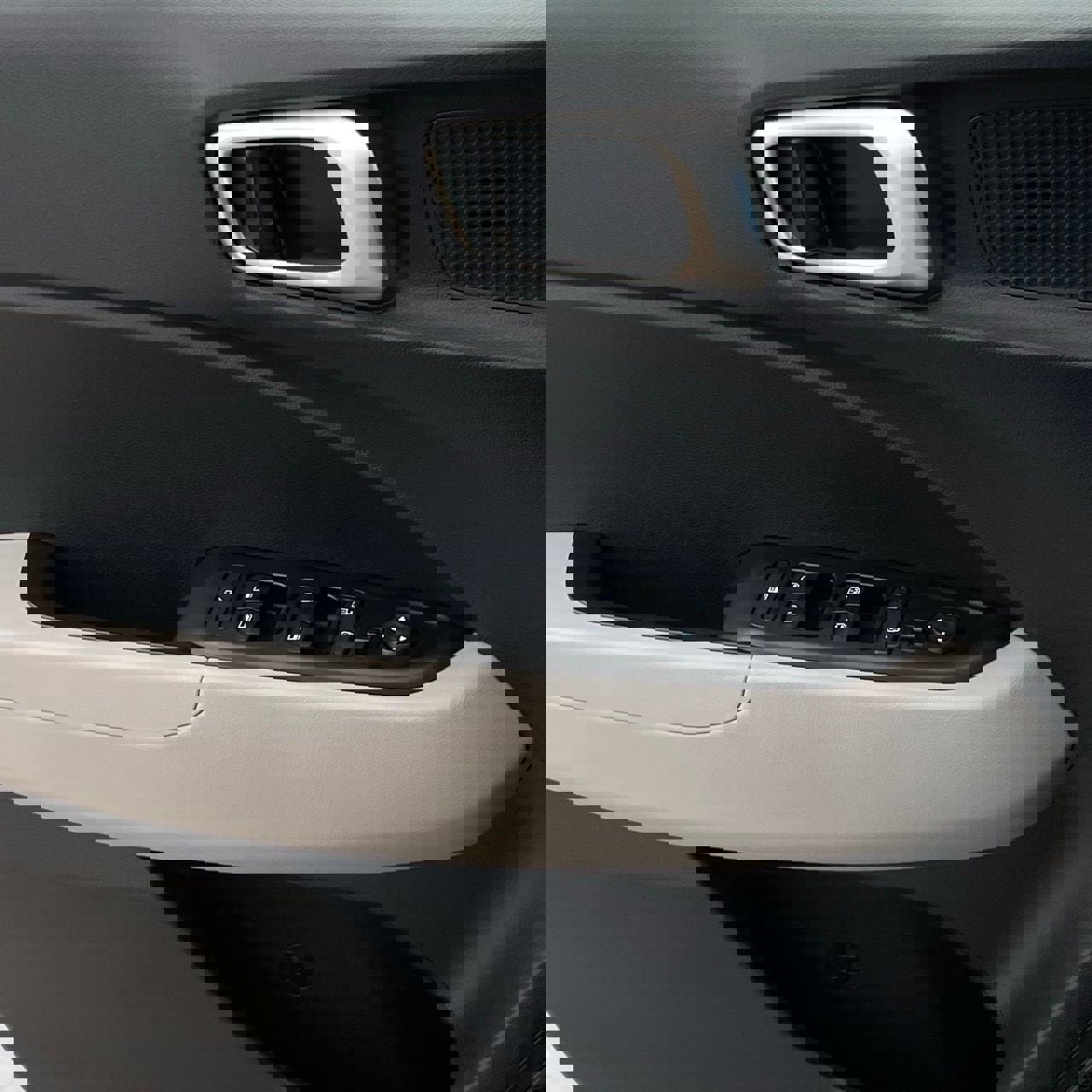 Used 2025 Hyundai Venue SEL FWD image 20