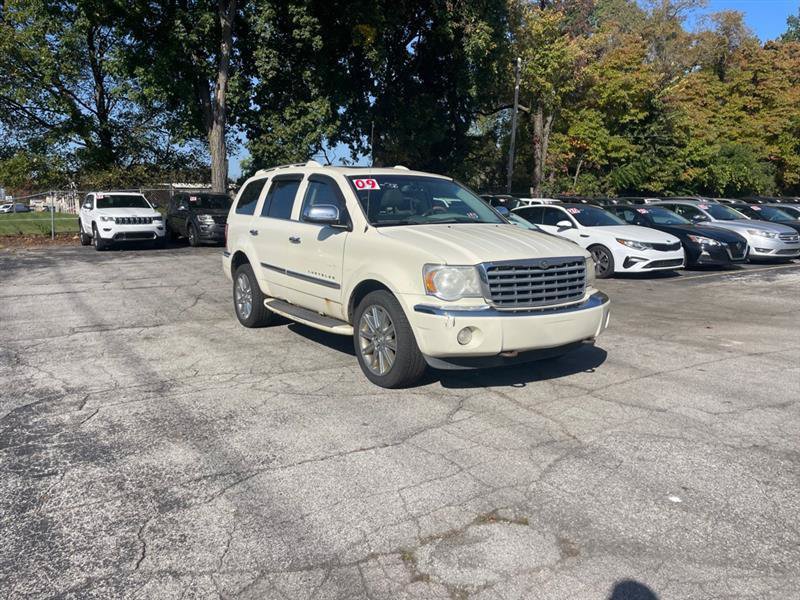 Used 2009 Chrysler Aspen Limited AWD/4WD image 3
