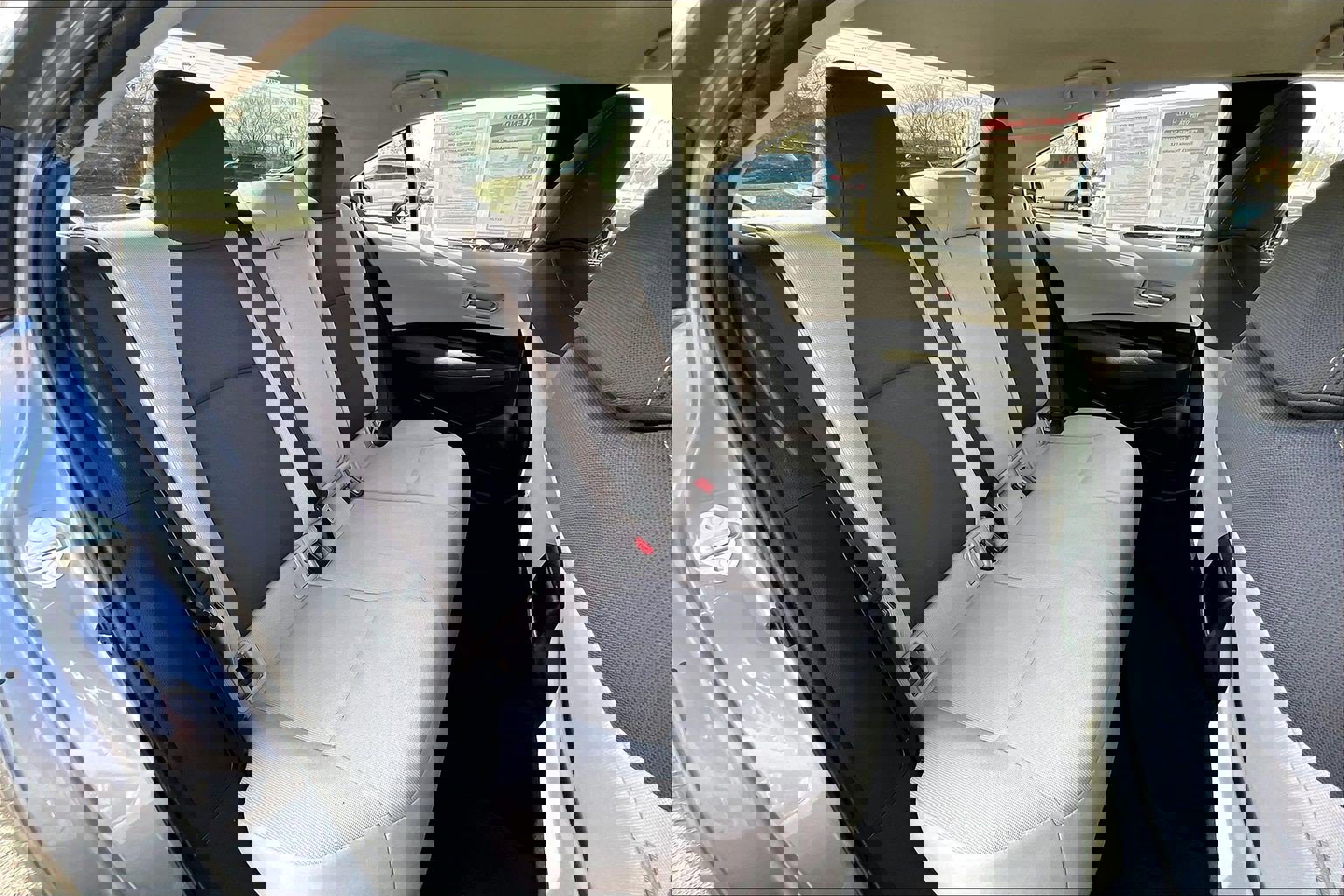 Used 2021 Toyota Corolla LE w/ LE Convenience Package image 25