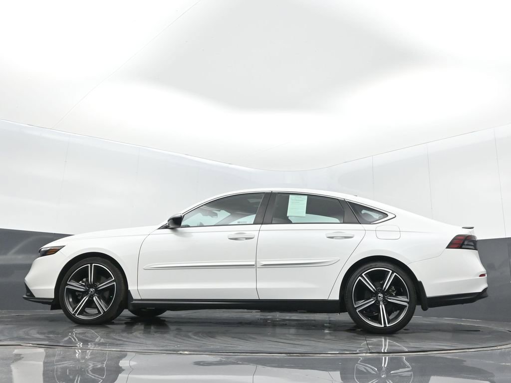 Used 2024 Honda Accord Sport image 14