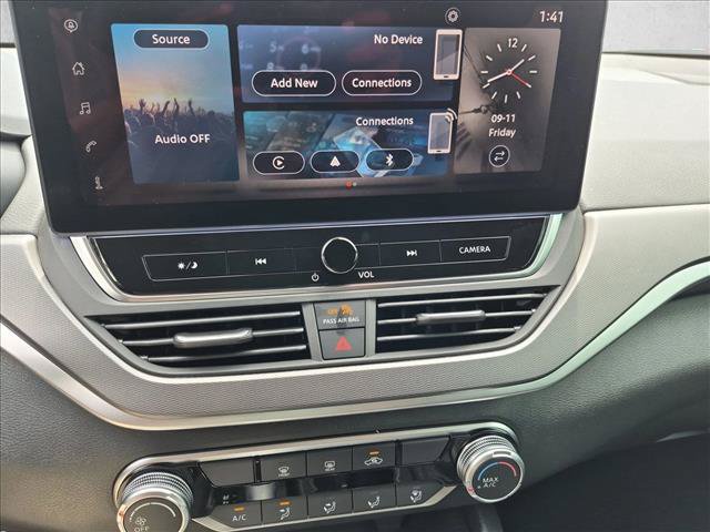 New 2026 Nissan Altima 2.5 SR FWD image 11