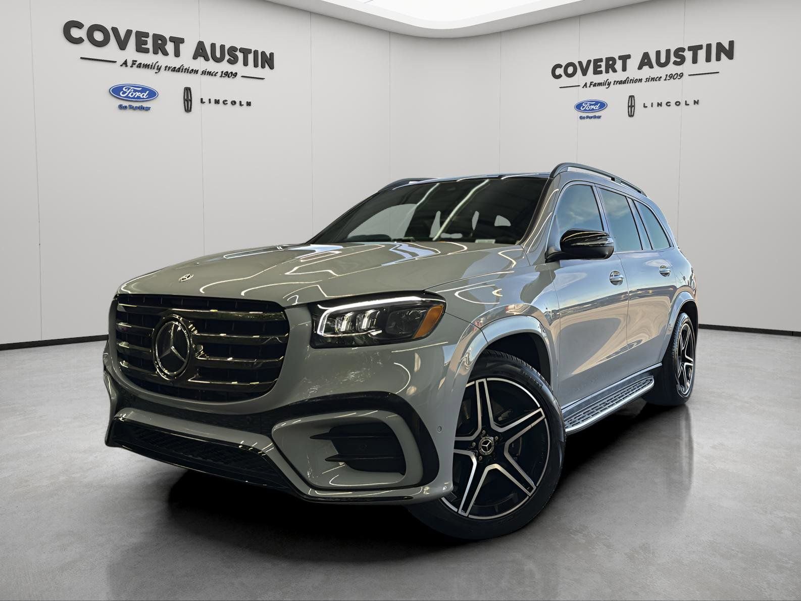 Used 2024 Mercedes-Benz GLS 450 4MATIC image 1