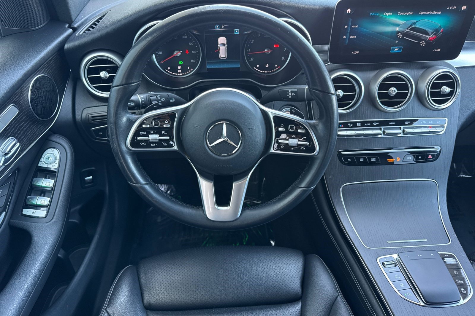 Used 2020 Mercedes-Benz GLC 300 4MATIC image 30