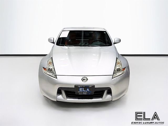 Used 2009 Nissan 370Z Touring image 3