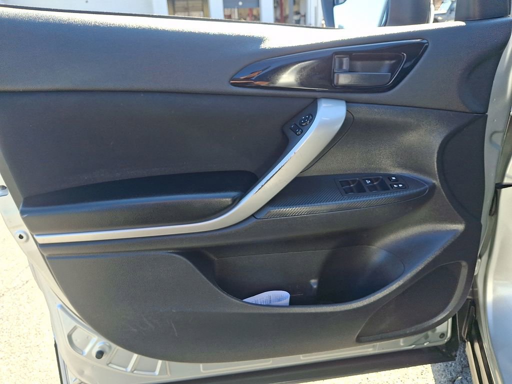 Used 2024 Mitsubishi Eclipse Cross AWD image 15