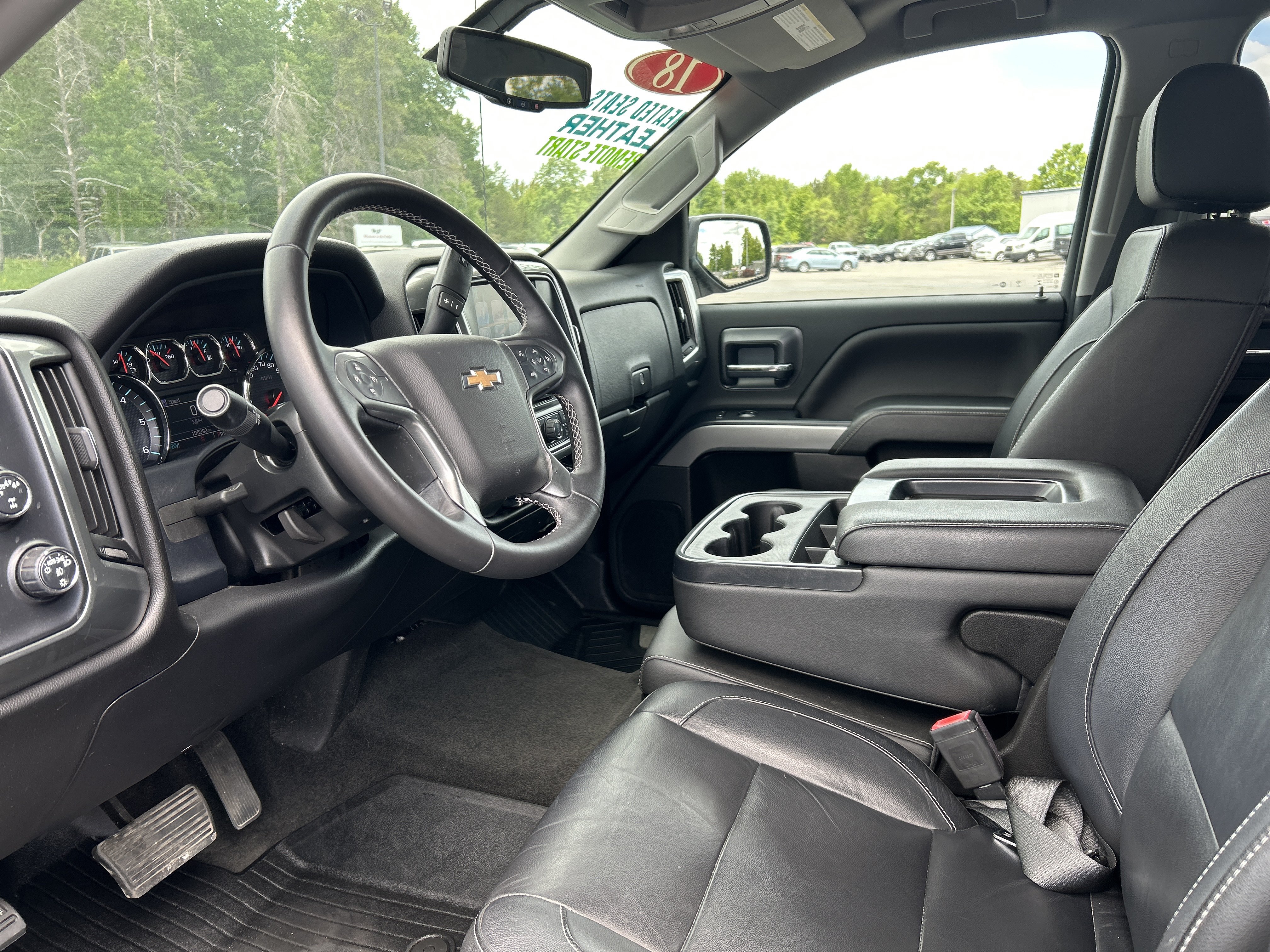 Used 2018 Chevrolet Silverado 1500 LT w/ Midnight Edition AWD/4WD image 11