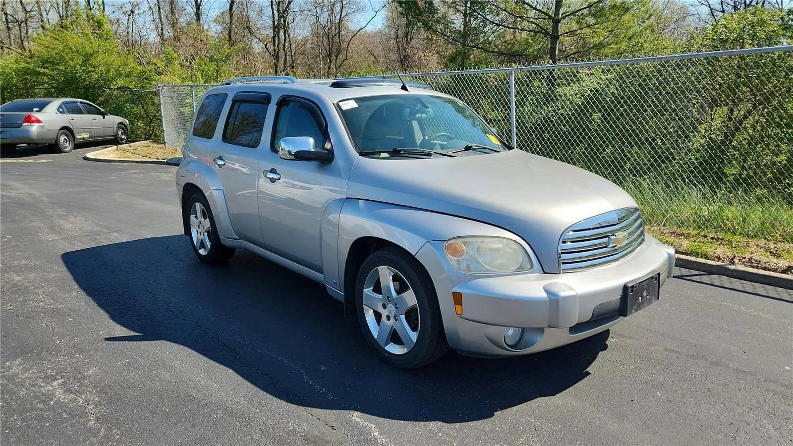 Used 2006 Chevrolet HHR LT w/ Preferred Equipment Group image 2