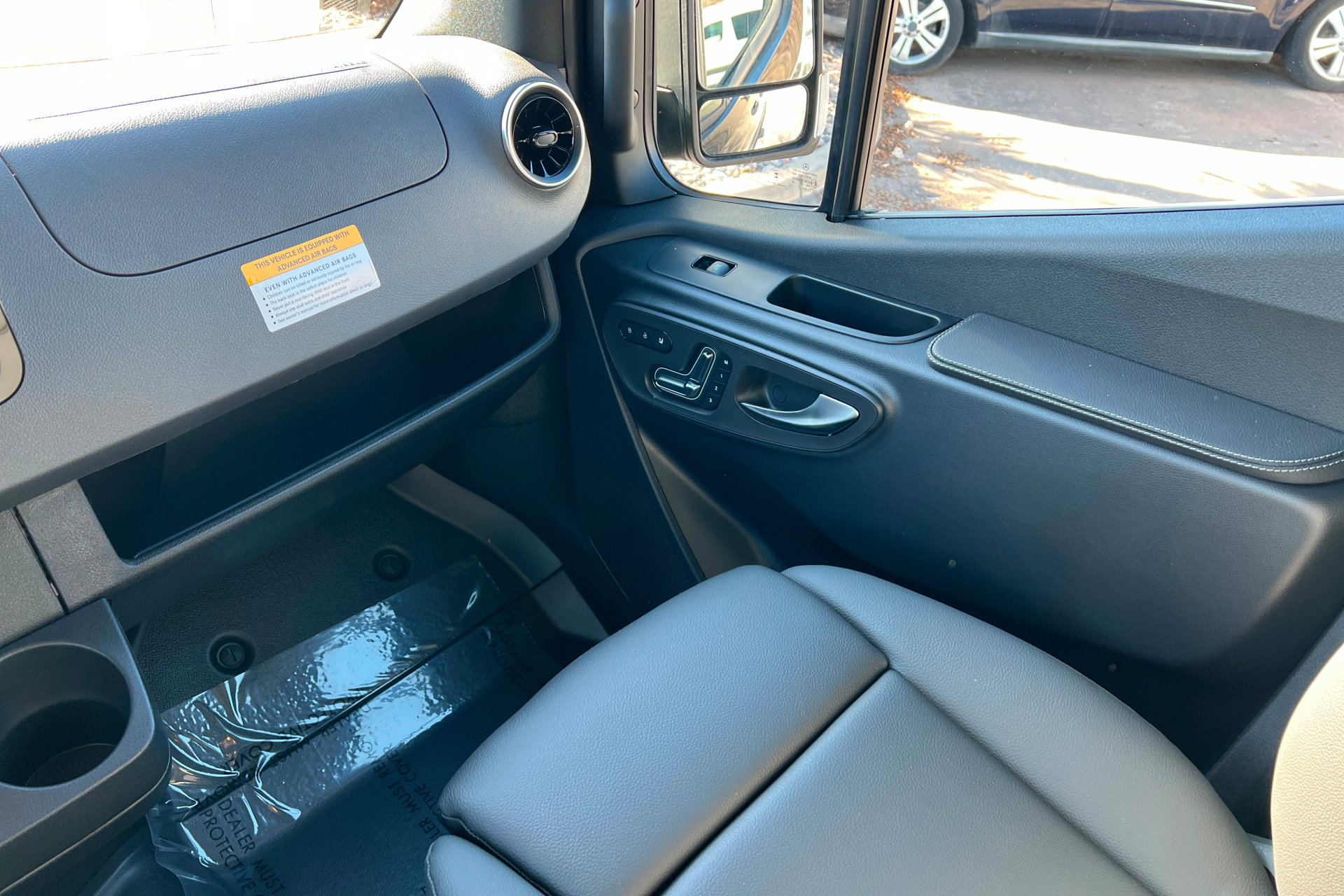 New 2025 Mercedes-Benz Sprinter 2500 image 10