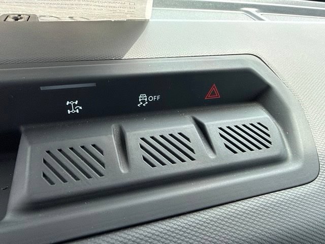Used 2025 Ford Bronco Big Bend AWD/4WD image 25