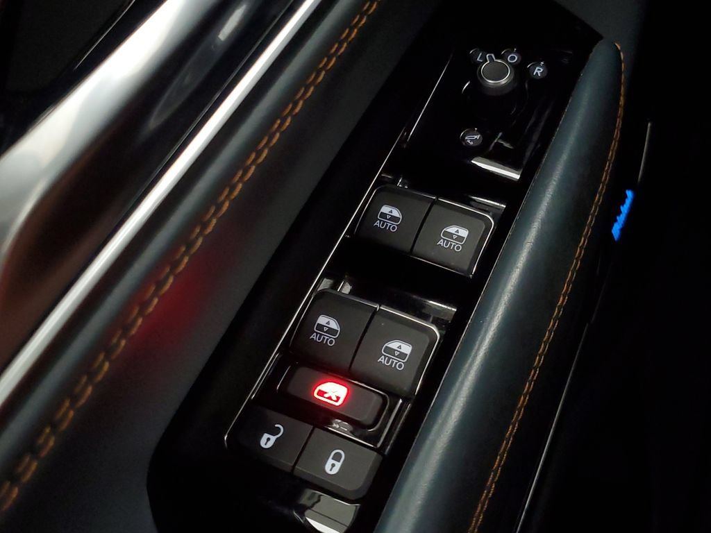 Used 2023 Jeep Grand Wagoneer Series II AWD/4WD image 19