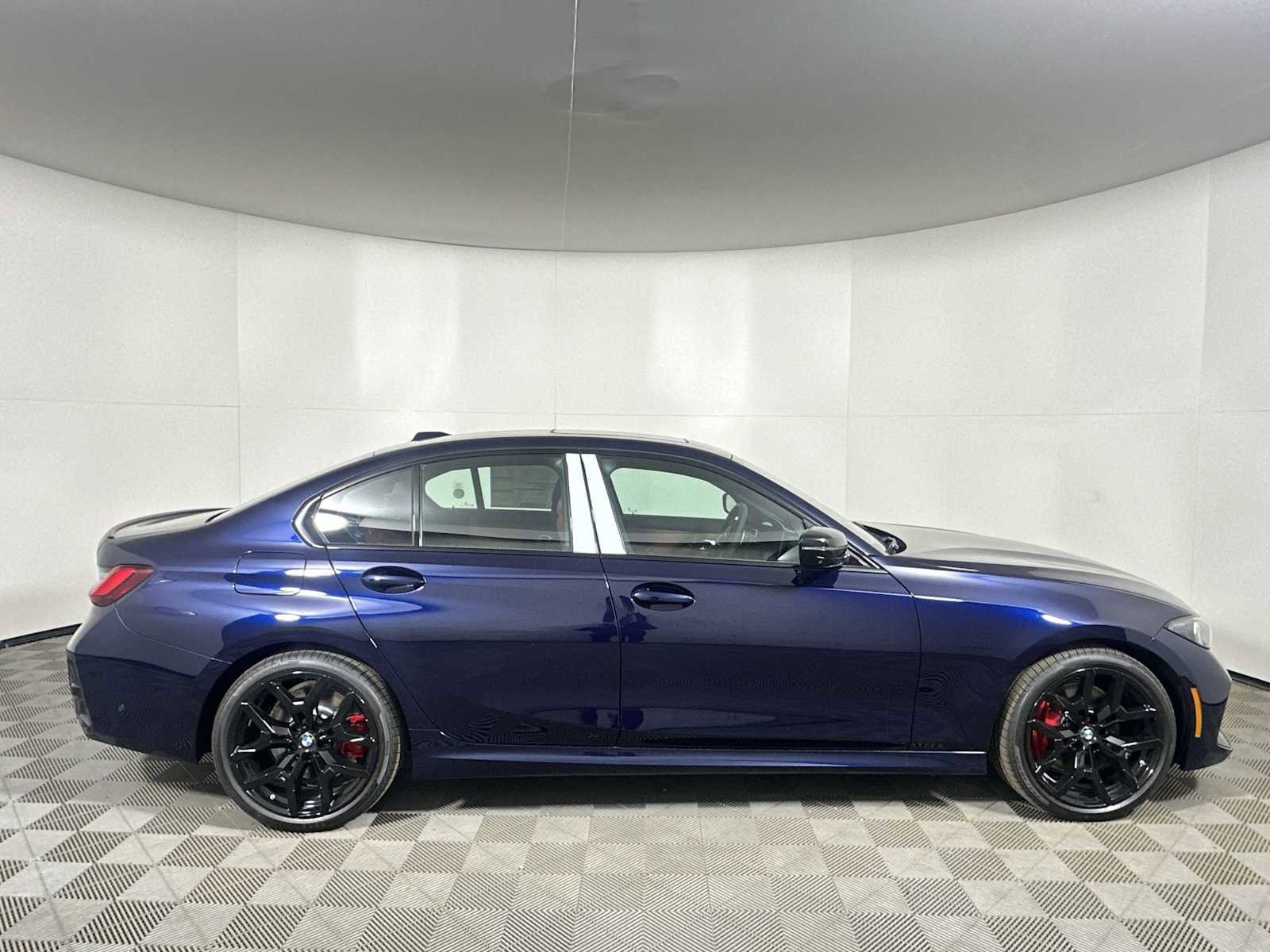 New 2026 BMW 330i xDrive Sedan w/ M Sport Package image 8