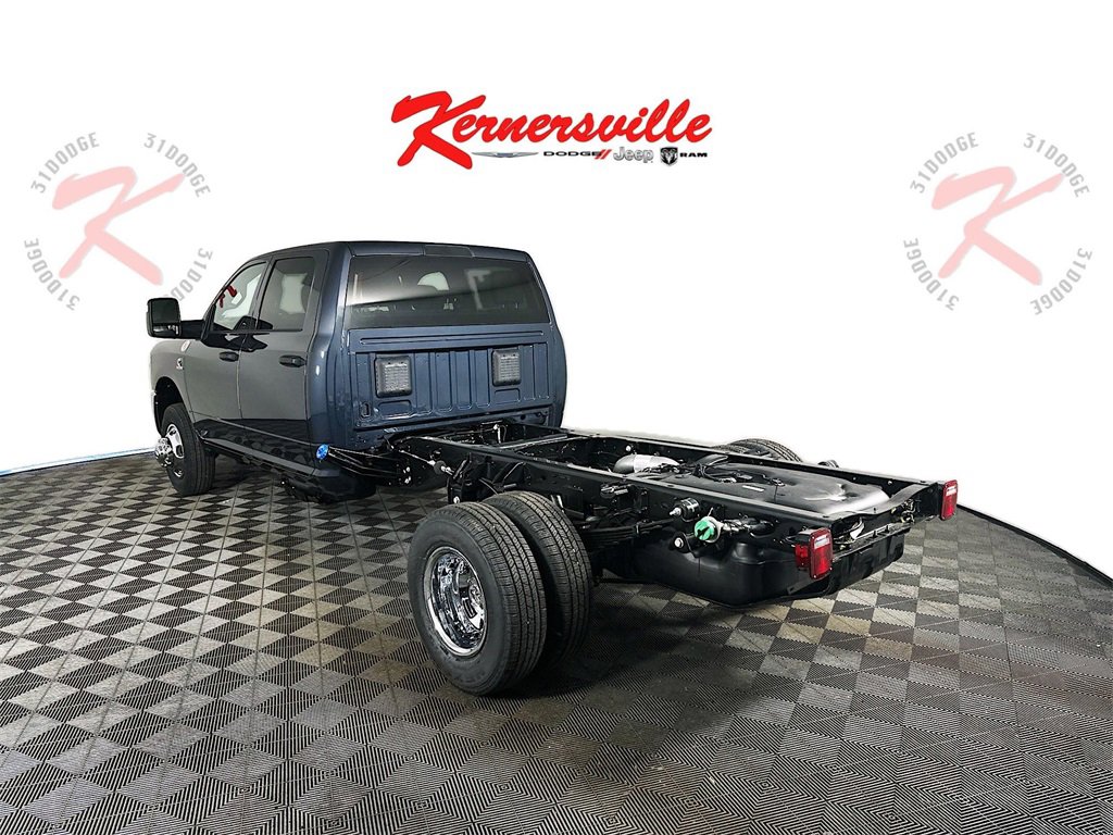 New 2026 RAM 3500 Tradesman image 5