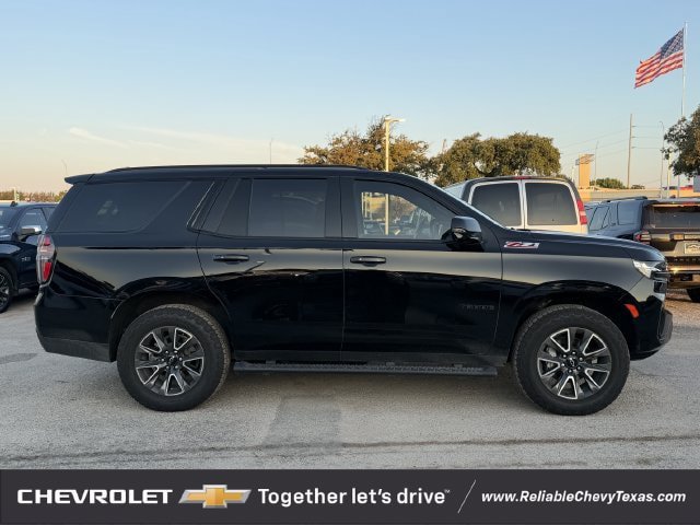 Used 2023 Chevrolet Tahoe Z71 w/ Luxury Package AWD/4WD image 3