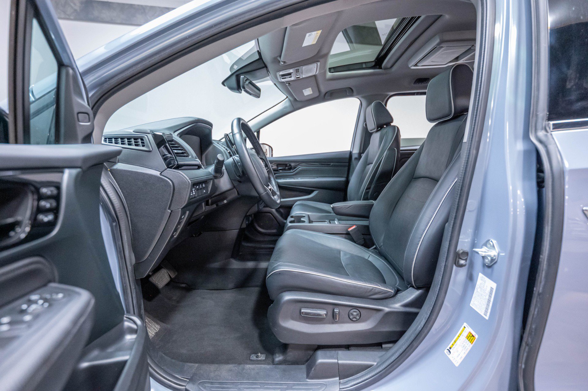 Used 2024 Honda Odyssey Elite image 10
