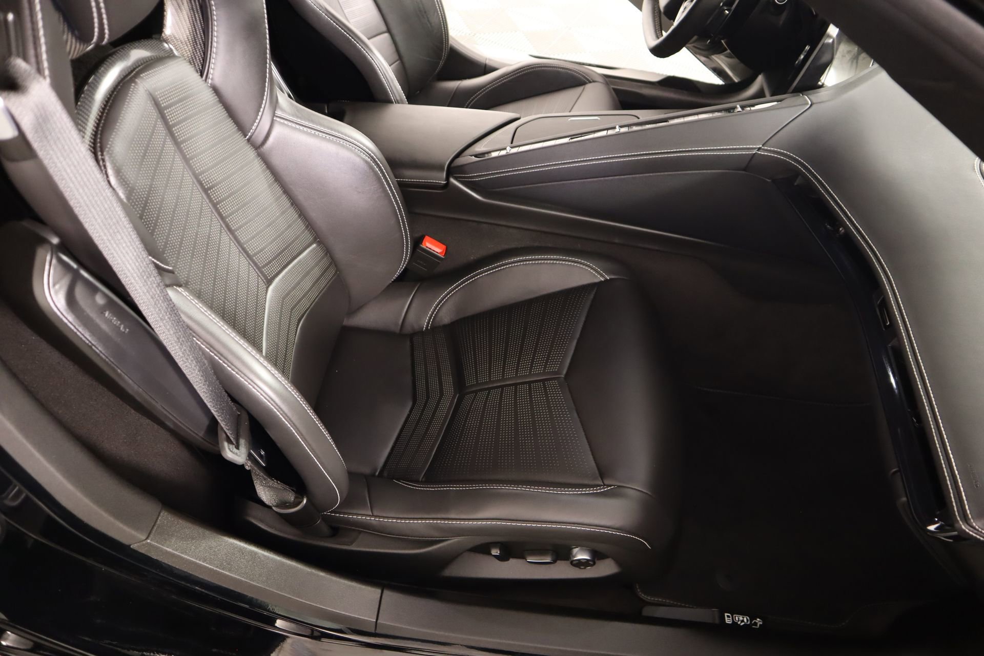 Used 2024 Chevrolet Corvette Stingray Preferred Conv w/ Z51 Performance Package image 12