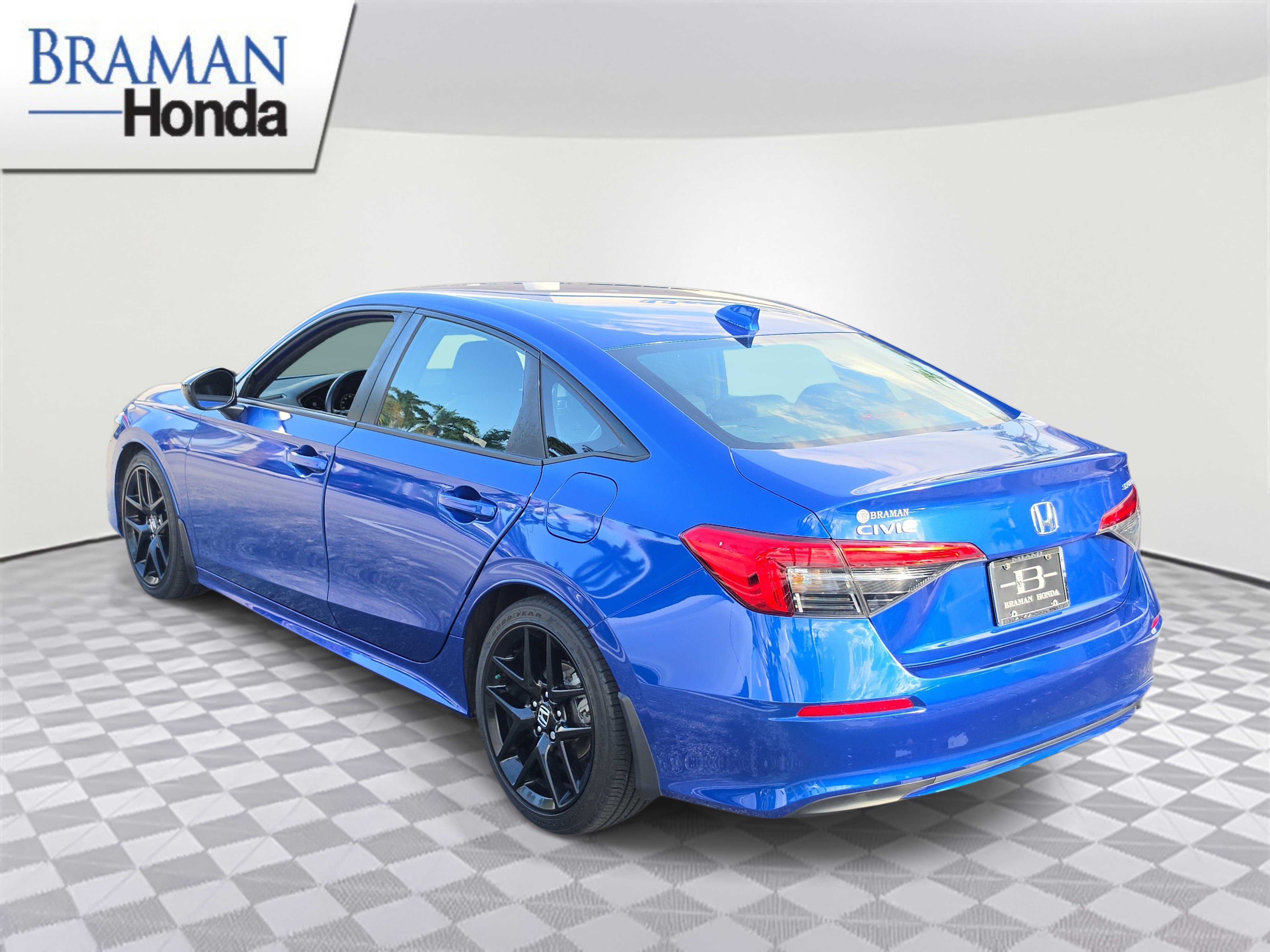 Certified 2024 Honda Civic Sport image 4