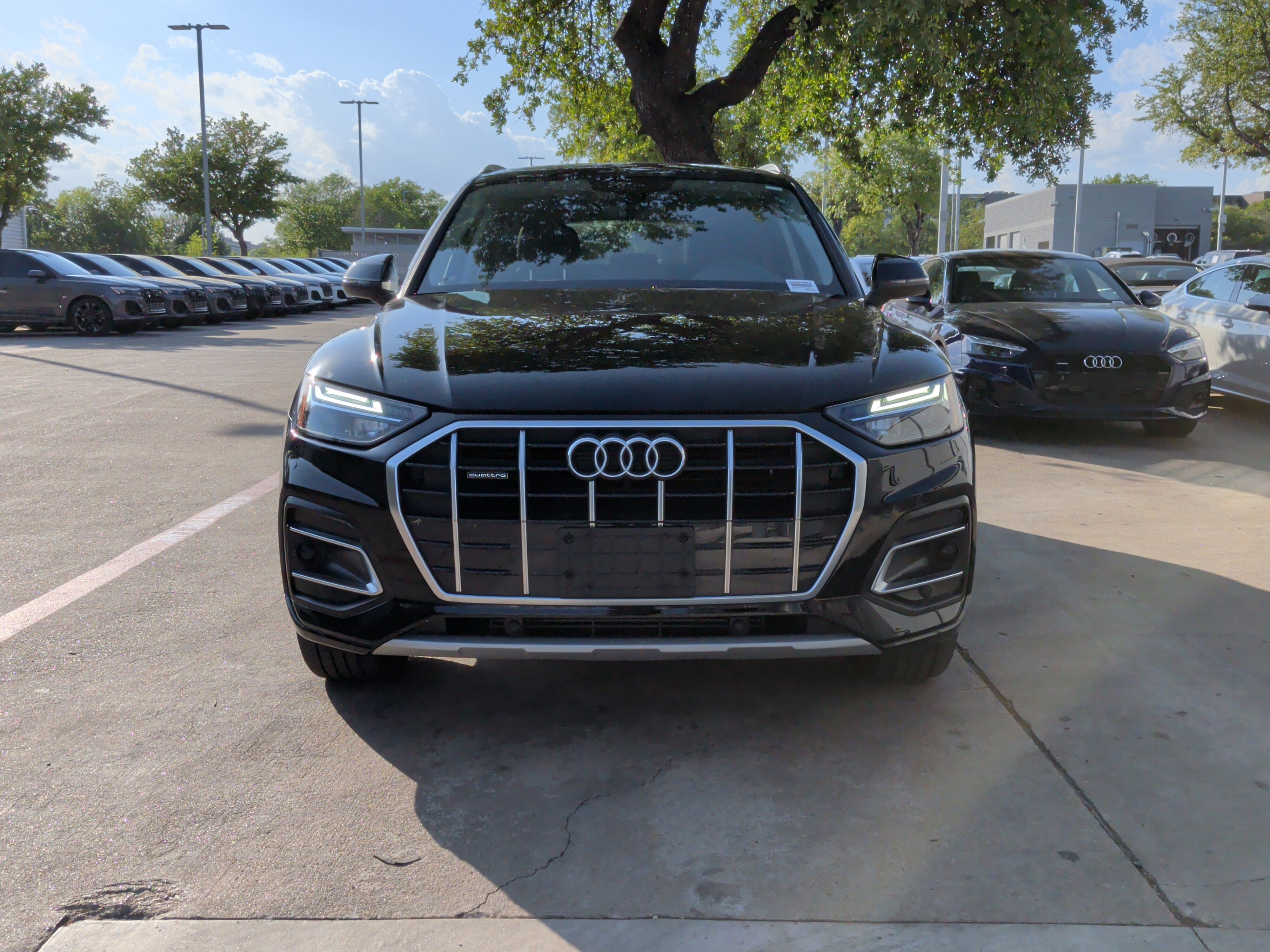 Certified 2023 Audi Q5 2.0T Premium w/ Convenience Package image 3