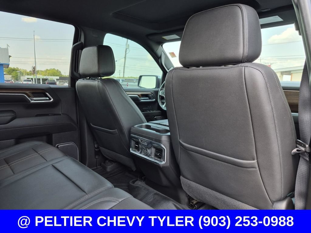 Used 2022 Chevrolet Silverado 1500 High Country w/ High Country Premium Package AWD/4WD image 17