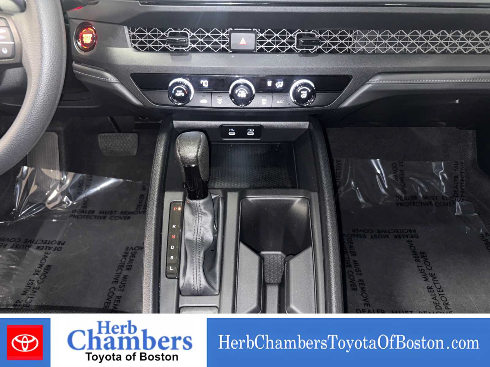 Used 2025 Honda Accord LX image 15