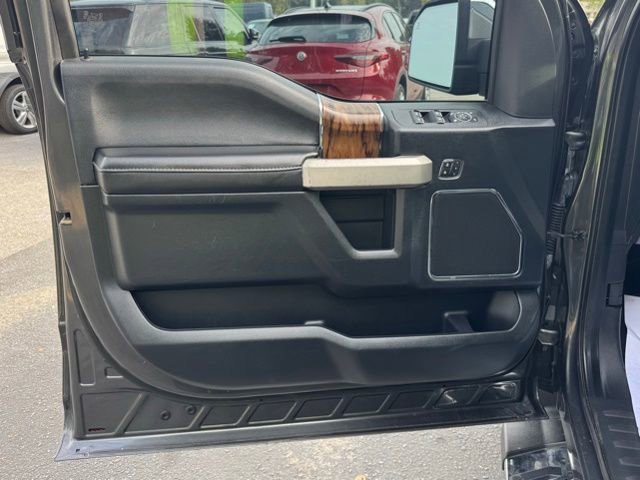 Used 2020 Ford F150 Lariat image 16