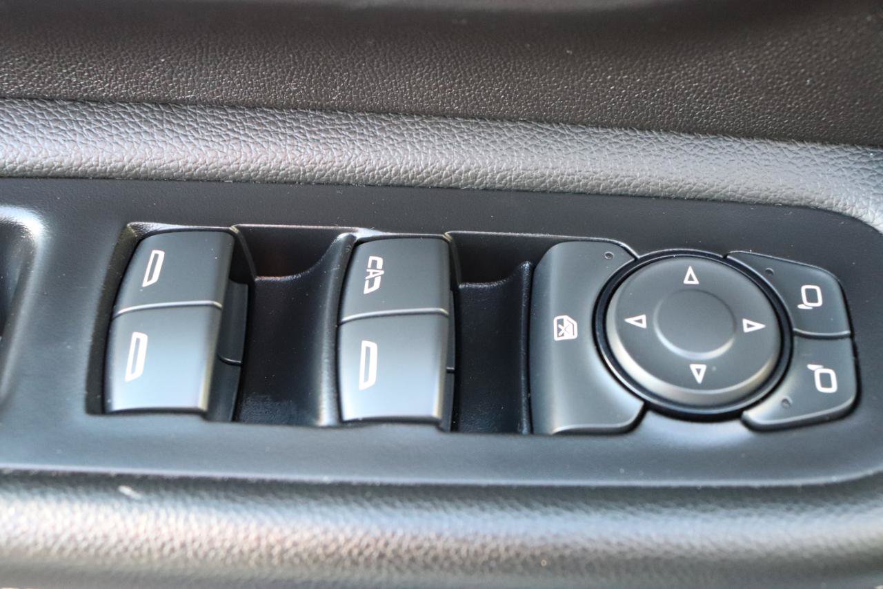 Used 2024 GMC Terrain SLE AWD/4WD image 42