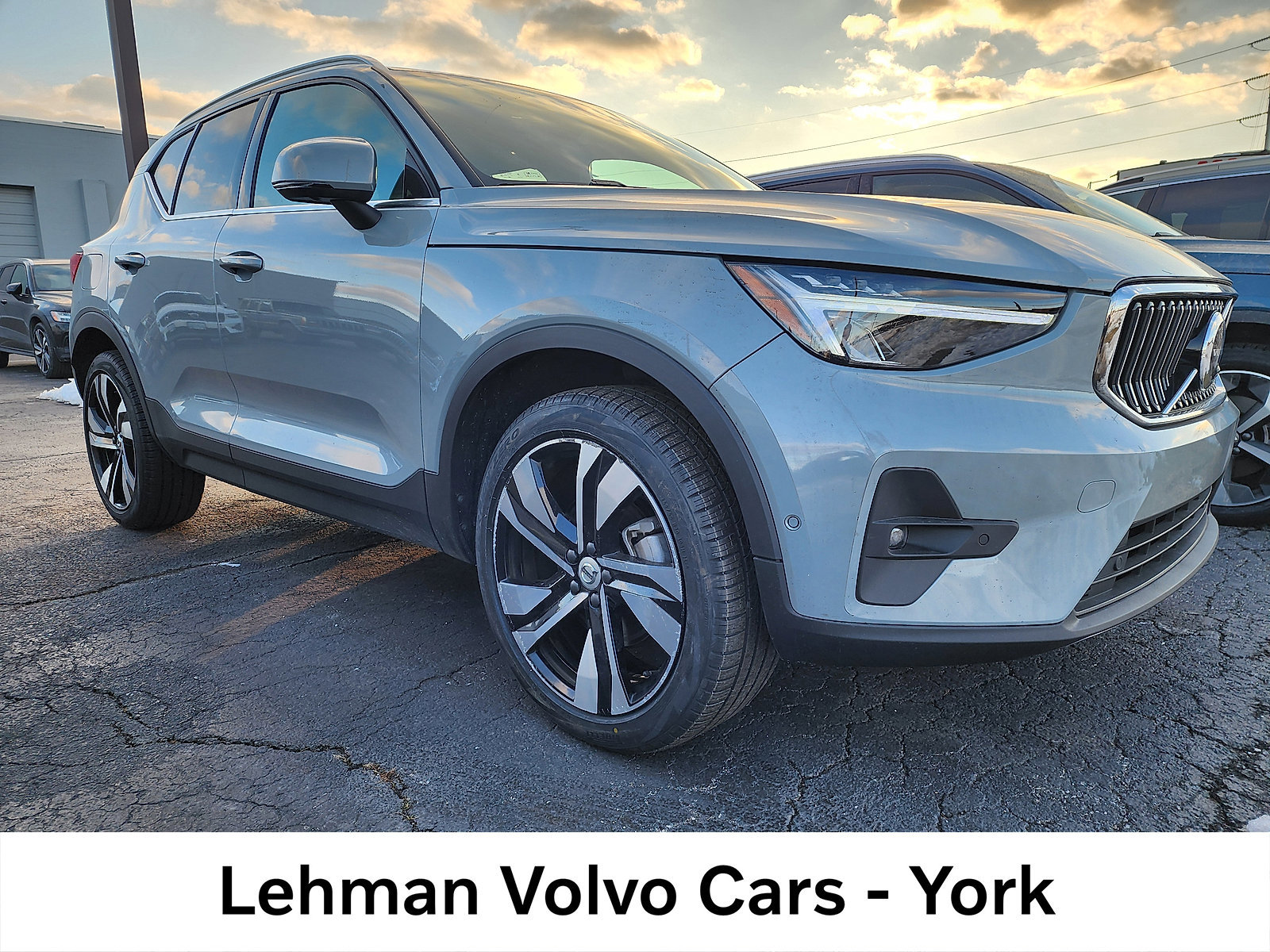 Certified 2024 Volvo XC40 B5 Plus w/ Protection Package Premier