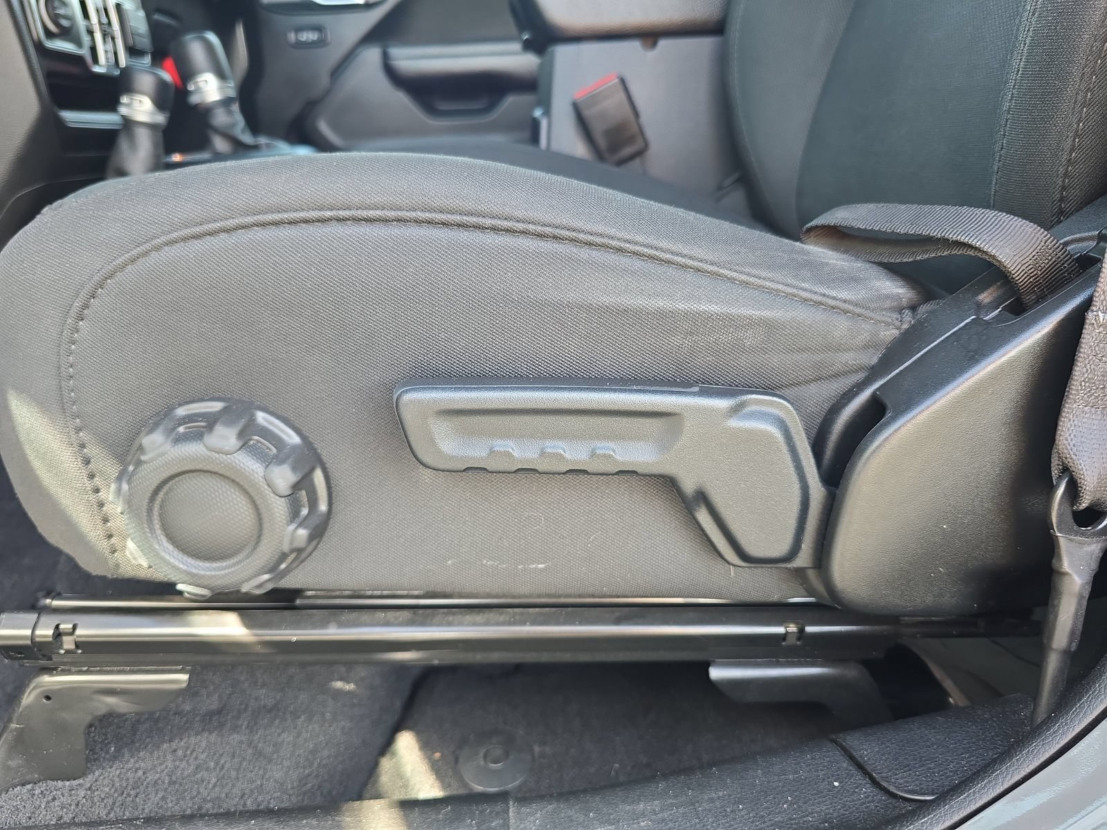 Used 2021 Jeep Wrangler Unlimited Sport AWD/4WD image 15