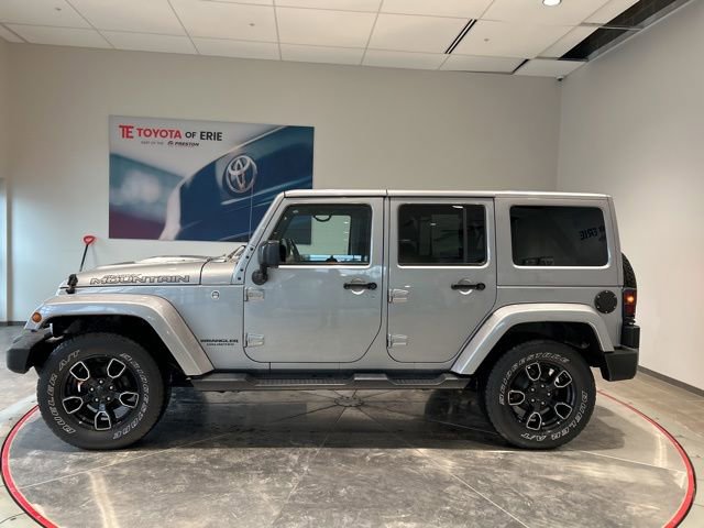 Used 2017 Jeep Wrangler Unlimited Sahara image 3