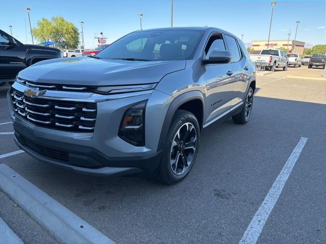 Used 2026 Chevrolet Equinox LT w/ Convenience Package II AWD/4WD image 1