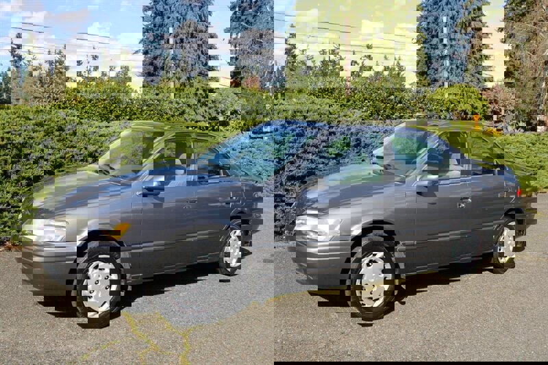 Used 1997 Toyota Camry LE