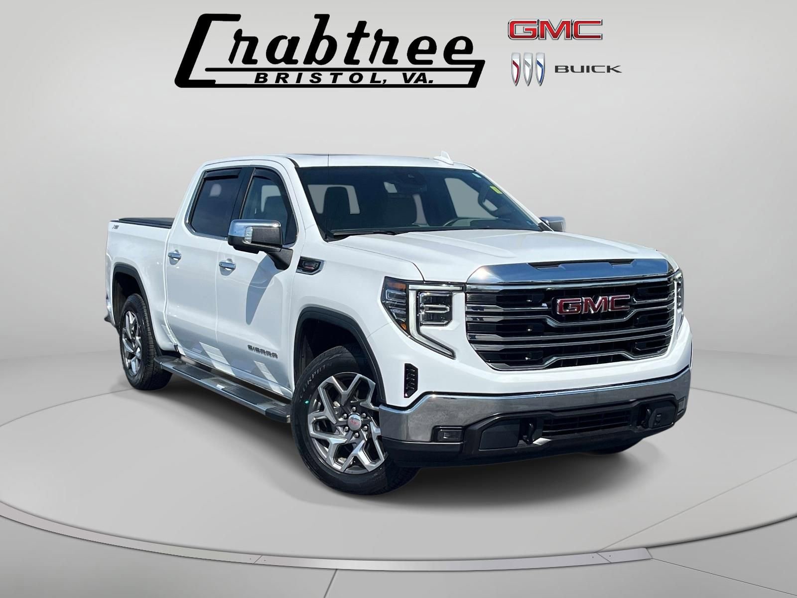 Used 2023 GMC Sierra 1500 SLT w/ SLT Premium Package AWD/4WD image 1