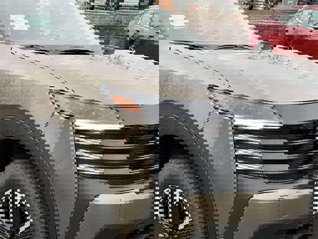 New 2026 Nissan Kicks SV w/ SV Premium Package image 8