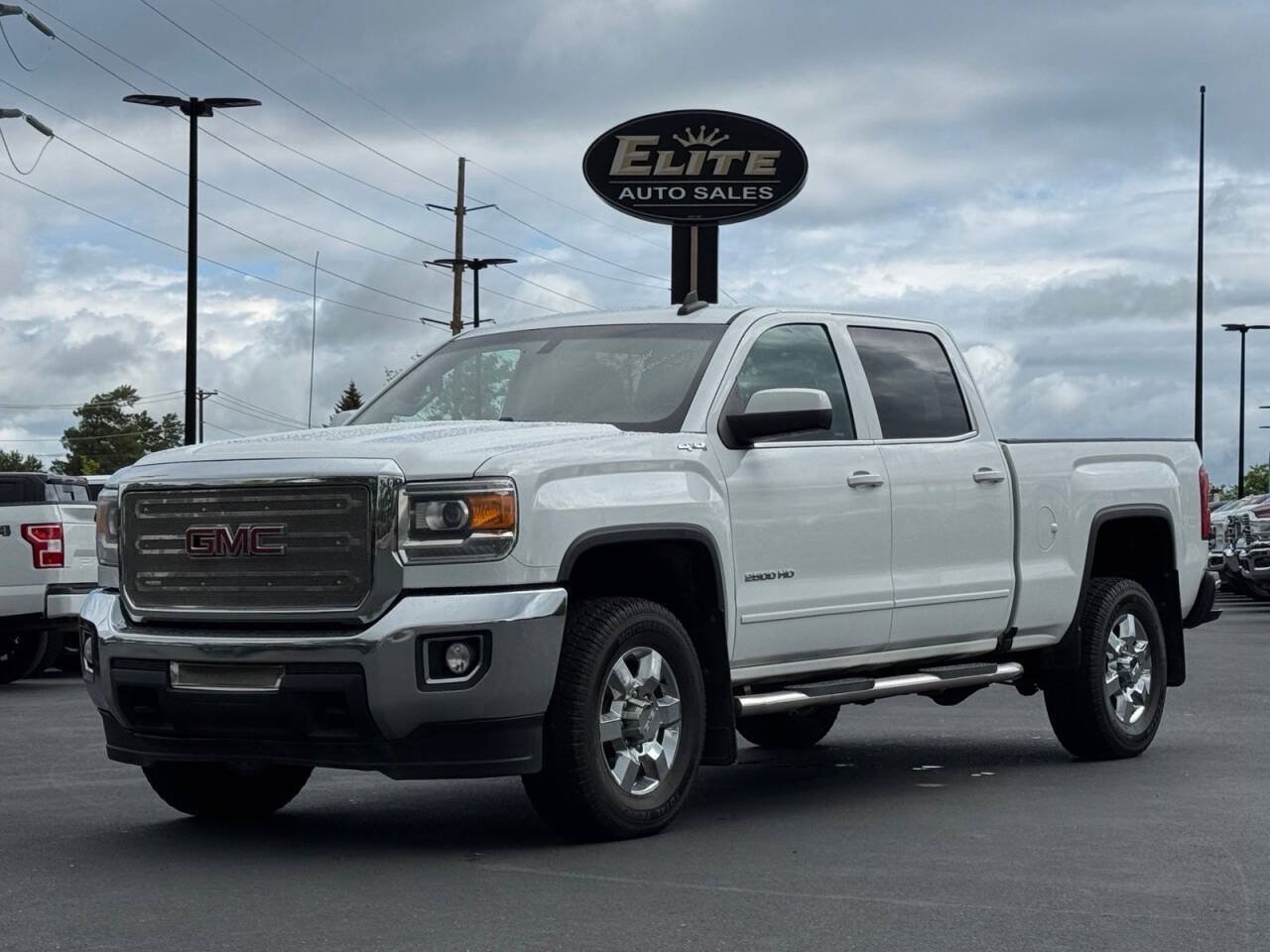 Used 2019 GMC Sierra 2500 SLE AWD/4WD image 1