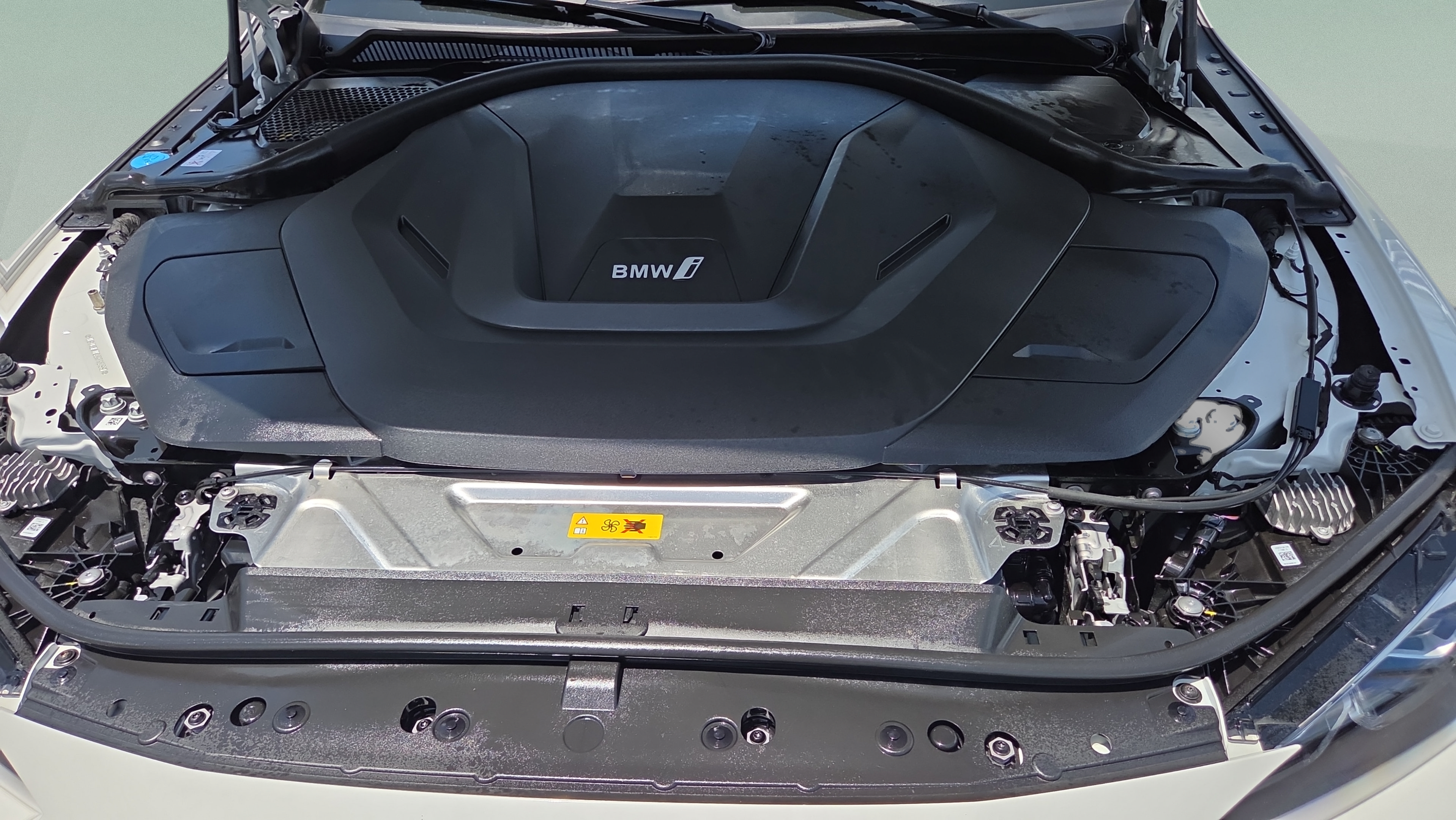 Used 2024 BMW i4 eDrive35 w/ Premium Package RWD image 19