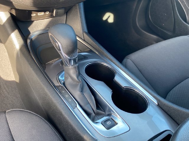 Used 2023 Chevrolet Malibu LT FWD image 31